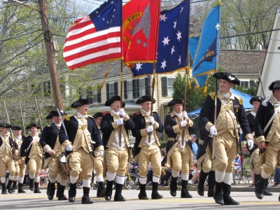 Lexington minutemen marching