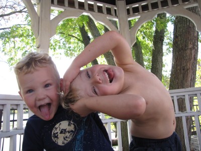 Zion and Lijah being silly in a little gazebo
