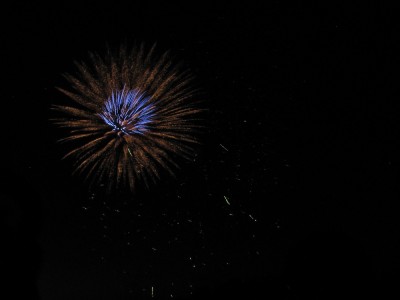 gold and blue fireworks