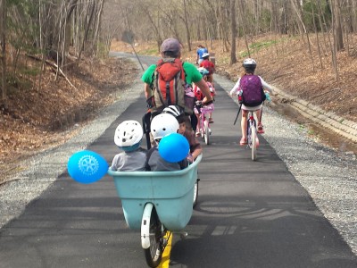 the gang, including me on the blue bike. heading home on the bike path