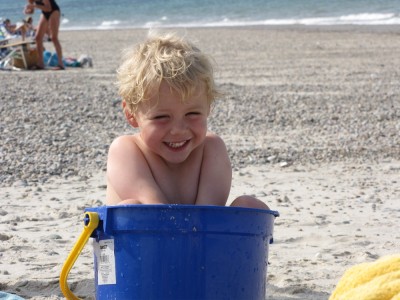 Zion bathing in the blue bucket